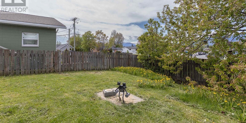 A 3421 KALUM STREET Terrace Photo 12 A 3421 KALUM STREET Terrace Photo 12